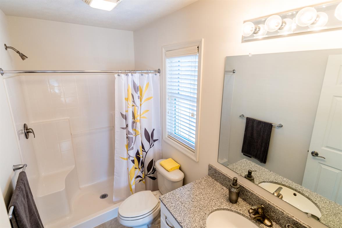 townhome apartment available near me
